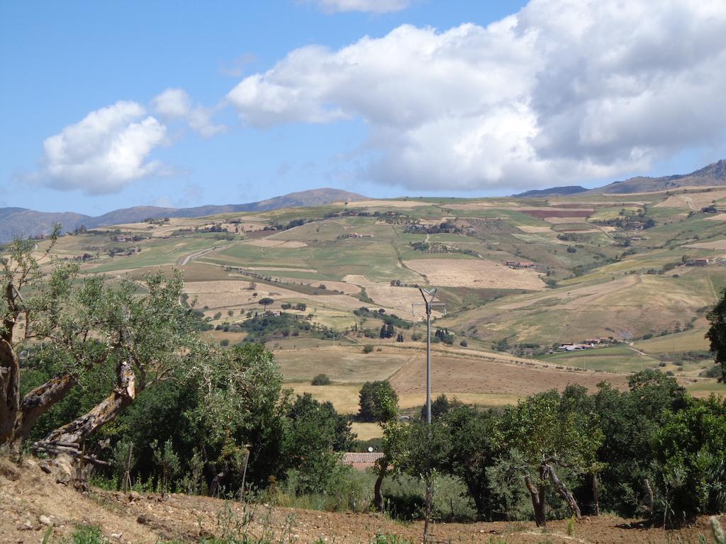 Agriturismo San Pietro Gangi Exterior foto